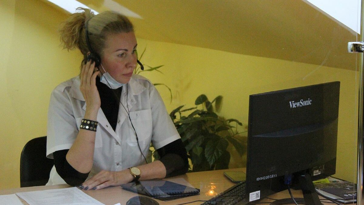 В Калининградской области врачи-психиатры помогают жителям преодолевать стресс gov39.ru