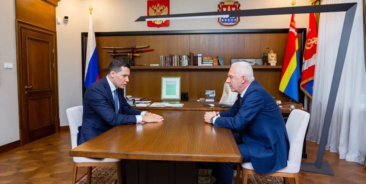 Полпред президента в СЗФО поздравил губернатора Калининградской области с вступлением в должность gov39.ru
