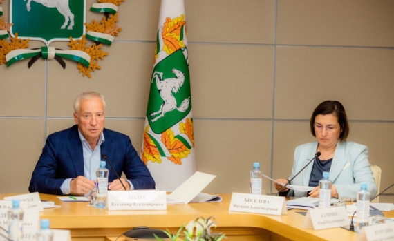 Губернатор Владимир Мазур поручил удвоить набор участников программы «Первая профессия»