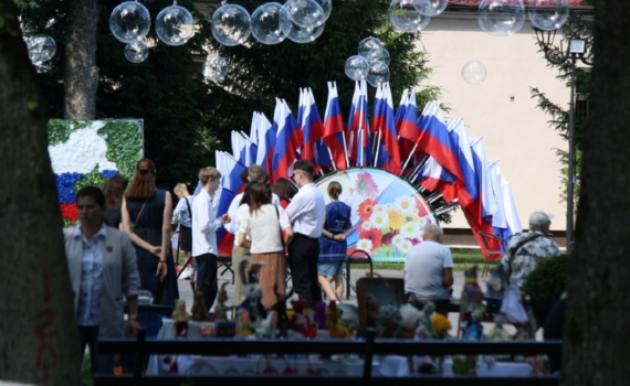 В Калининградской области в Гурьевске провели празднование Дня молодежи на благоустроенной территории