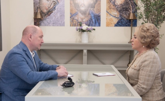 Матвиенко и Развожаев обсудили вопросы развития инфраструктуры Севастополя Матвиенко и Развожаев обсудили вопросы развития инфраструктуры Севастополя