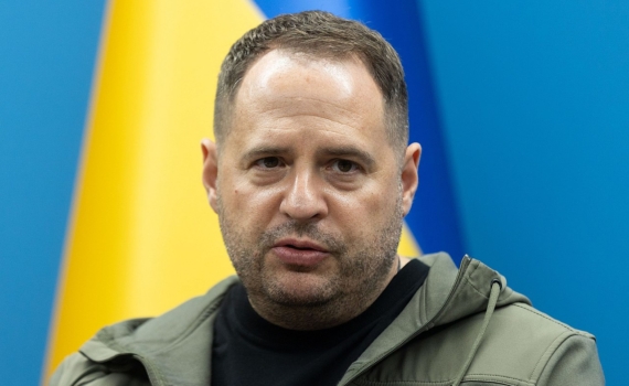 На Украине началось противостояние Андрея Ермака и Давида Арахамии На Украине началось противостояние Андрея Ермака и Давида Арахамии