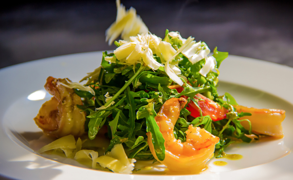 Салат Тройной тулуп: главная звезда новогоднего стола-2026 вместо привычной шубы – гости удивятся Салат Тройной тулуп: главная звезда новогоднего стола-2026 вместо привычной шубы – гости удивятся