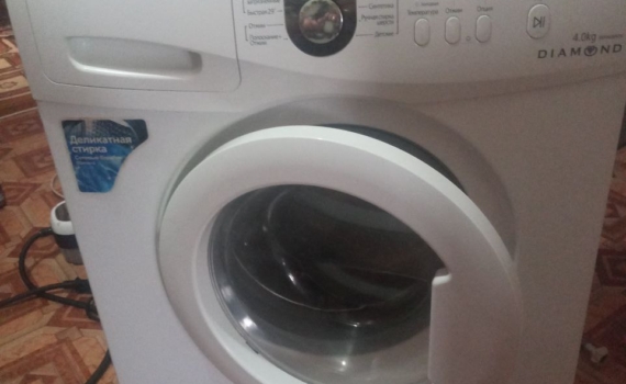 Если машинка пахнет — не маскируйте, а чистите: вот что нужно сделать со стиралкой прямо сейчас Если машинка пахнет — не маскируйте, а чистите: вот что нужно сделать со стиралкой прямо сейчас