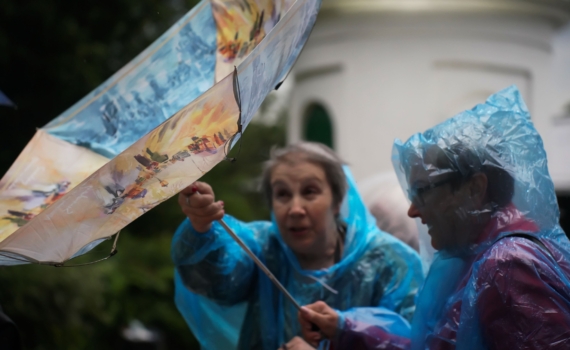 Старая шторка для ванной — это не мусор: полезная вещь для дома. Идея, которая вас удивит Старая шторка для ванной — это не мусор: полезная вещь для дома. Идея, которая вас удивит